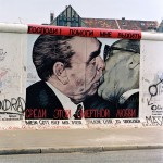 20 лет назад пала Берлинская стена