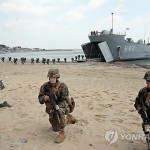 США и Южная Корея начали военные маневры у побережья Корейского полуострова