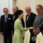 Пак Кын Хе: Порочный круг оказания помощи Пхеньяну после провокаций и угроз должен быть разорван