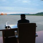 Ким Чен Ын руководил учениями запуска баллистической ракеты средней и дальней дальности