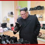 Ким Чен Ын руководил на месте делами Вонсанской обувной фабрики