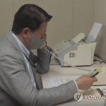 После восстановления линий связи две Кореи обмениваются звонками