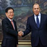Глава МИД Южной Кореи заявил, что обсудил с Лавровым проработку визита Путина в республику