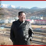 Ким Чен Ын направил послание участникам V слета передовиков трех революций
