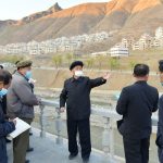 Премьер-министр Ким Док Хун ознакомился на месте с положением дел разных областей