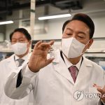 Южная Корея готова через третью страну поставить КНДР медикаменты от ковида