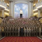 Ким Чен Ын встретился с экскурсоводами мест историко-революционной славы, связанной с Победой в войне
