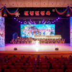 ﻿Прошли совместный концерт ансамбля «Мансудэ» и ансамбля «Ванчжэсан» в честь Нового года по лунному календарю