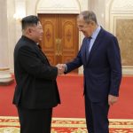 Ким Чен Ын встретился с министром иностранных дел РФ