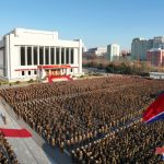 Ким Чен Ын нанес поздравительный визит в Министерство обороны по случаю Дня основания армии