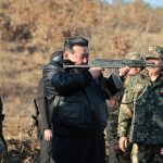 Ким Чен Ын инспектировал важную базу для оперативных учений в западной части страны