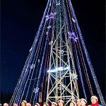Южная Корея зажгла гигантскую рождественскую ёлку на границе с КНДР