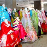 В Пхеньяне открылась национальная выставка корейской одежды