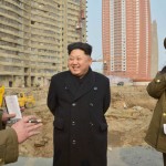 Лидер КНДР осмотрел с самолета район строительства микрорайона для ученых в Пхеньяне