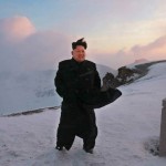 Лидер КНДР совершил восхождение на вершину священной для корейцев горы Пэктусан