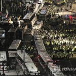 В беспорядках в Сеуле пострадали более 70 сотрудников полиции