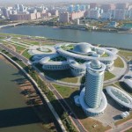 Лидер КНДР похвалил строителей, завершивших сооружение научно-технического комплекса