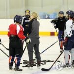 Хоккеистки сборной КНДР и Южной Кореи столкнулись с языковым барьером на тренировке