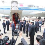 Уважаемый высший руководитель товарищ Ким Чен Ын прибыл в Республику Сингапур