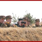 Ким Чен Ын руководил соревнованиями в меткости артиллерийской стрельбы крупных соединений КНА западного фронта