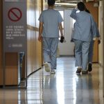 Правительство вновь призвало врачей вернуться на работу